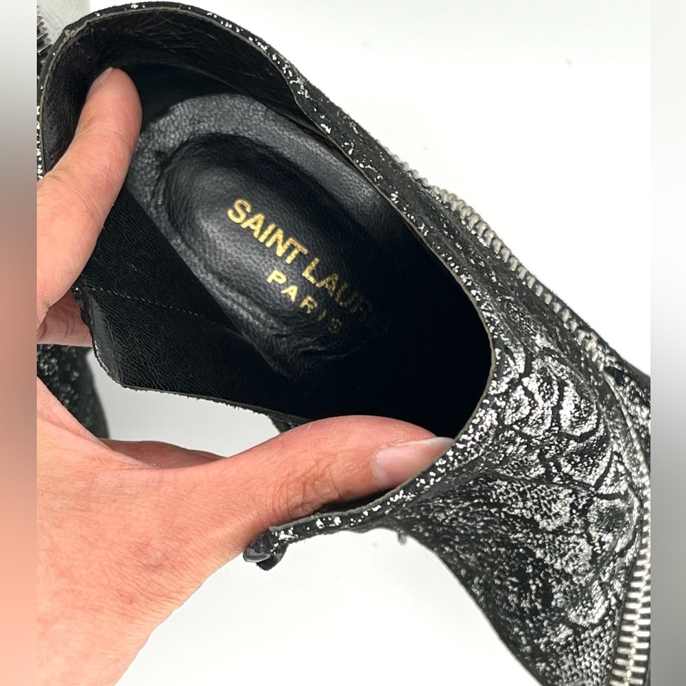 Saint Laurent snake skin print zipper ankle booties - Picture 8 of 9